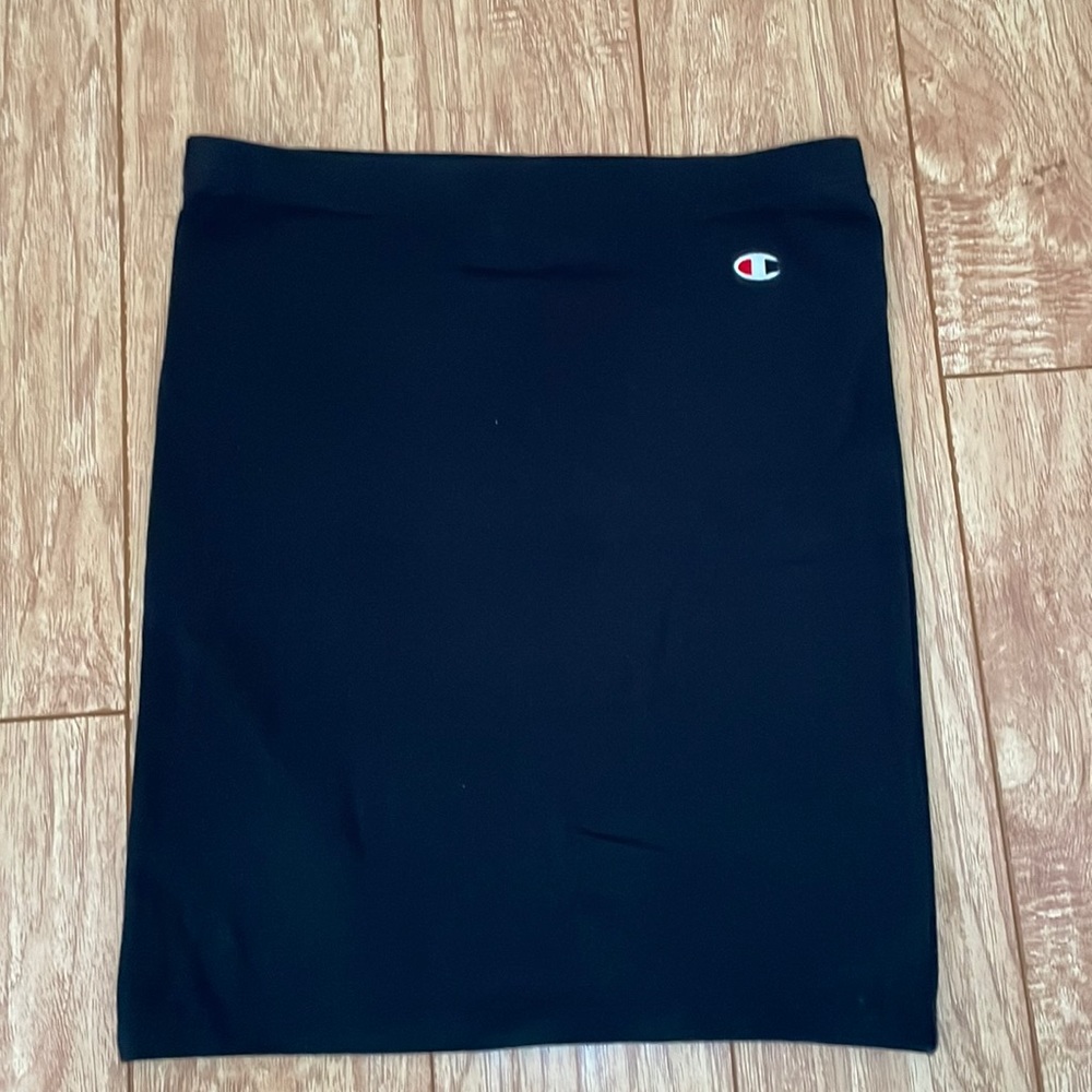 Champion- black skirt